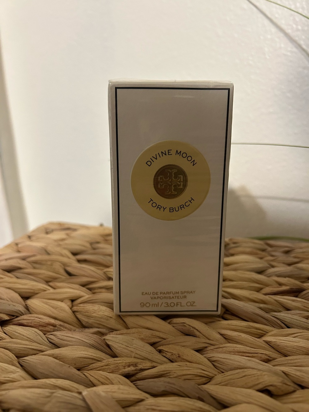 Tory Burch Divine Moon Eau de Parfum - Cream and Gold Packaging